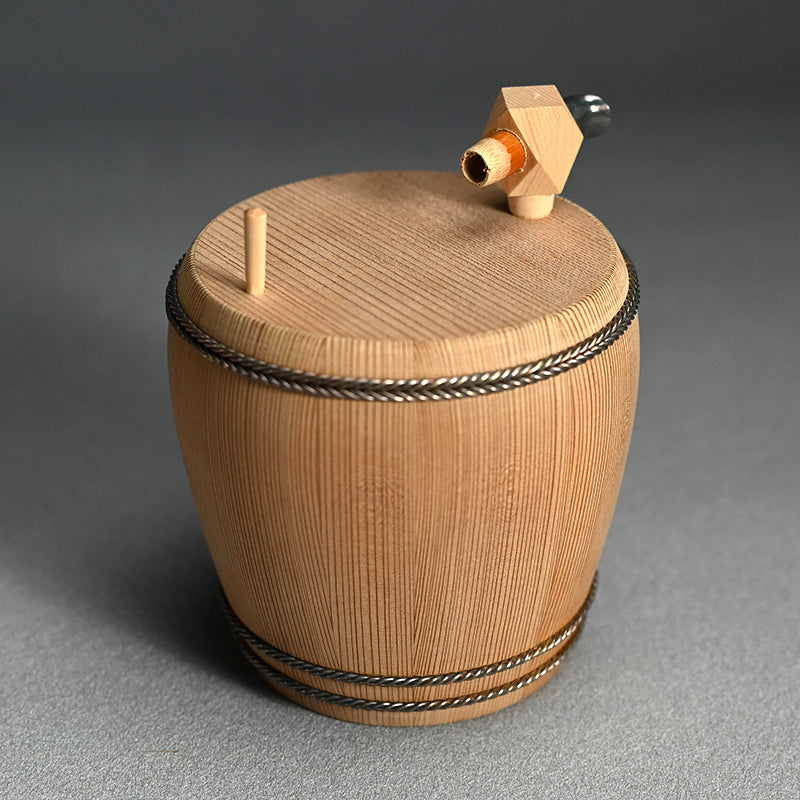 Wooden Sake set by Tarugen ー京なわて たる源 “酒器”