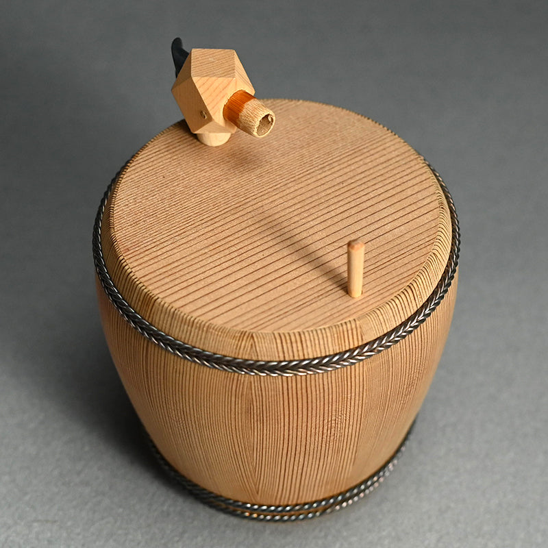 Wooden Sake set by Tarugen ー京なわて たる源 “酒器”