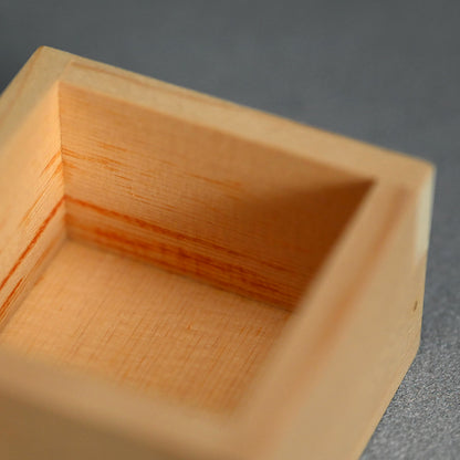 Wooden Sake set by Tarugen ー京なわて たる源 “酒器”