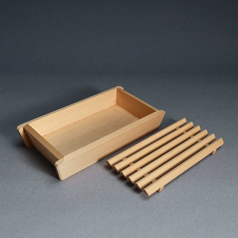 Wooden Sake set by Tarugen ー京なわて たる源 “酒器”