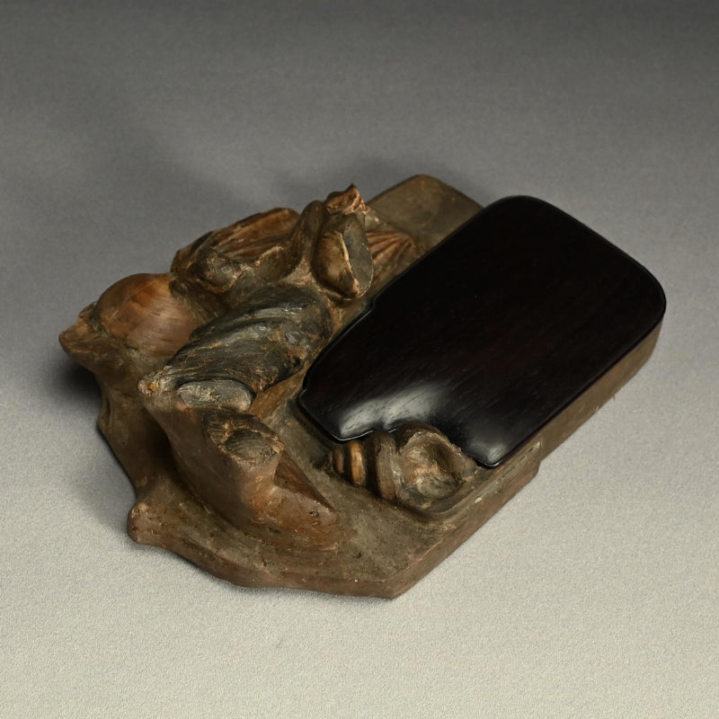 日本の古代の化石硯石