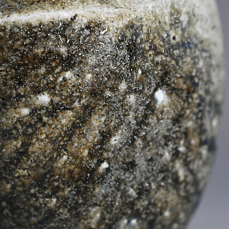 Encrusted Yohen Vase, 2025 ー土井 雅文 “窯変花器”