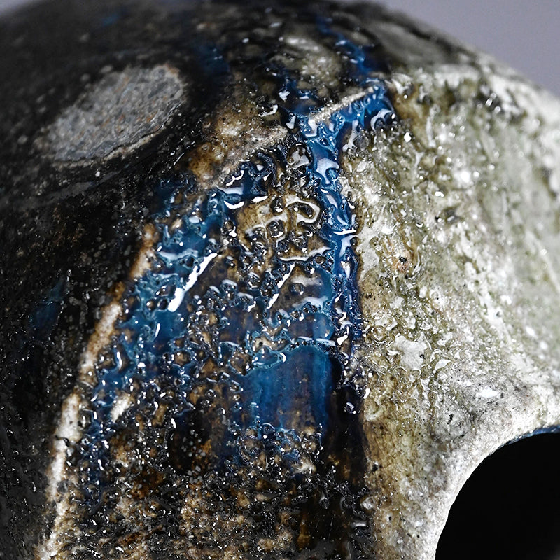 Encrusted Yohen Vase, 2025 ー土井 雅文 “窯変花器”