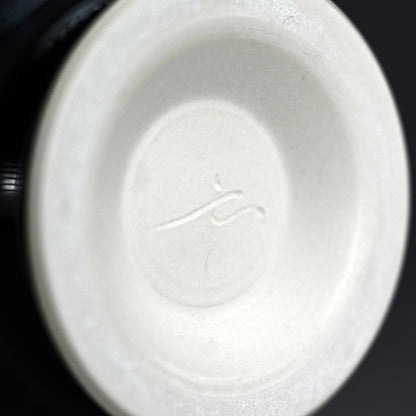 Tsurukubi Porcelain Flower Vase ー永草 陽平 “流彩磁花入”