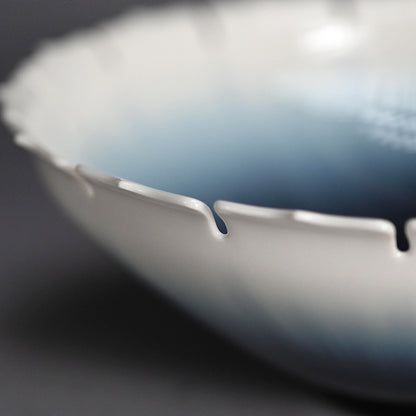 Exquisite Fluted Serving Bowl ー永草 陽平 “流彩磁鉢”