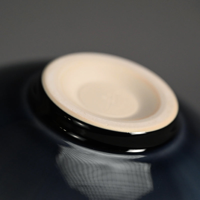 Exquisite Fluted Serving Bowl ー永草 陽平 “流彩磁鉢”