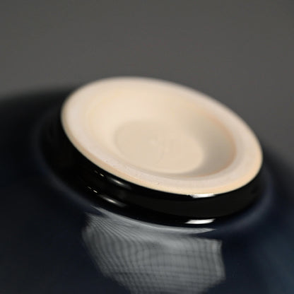 Exquisite Fluted Serving Bowl ー永草 陽平 “流彩磁鉢”