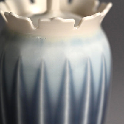 Small Lidded Porcelain Container ー永草 陽平 “流彩磁盒子”