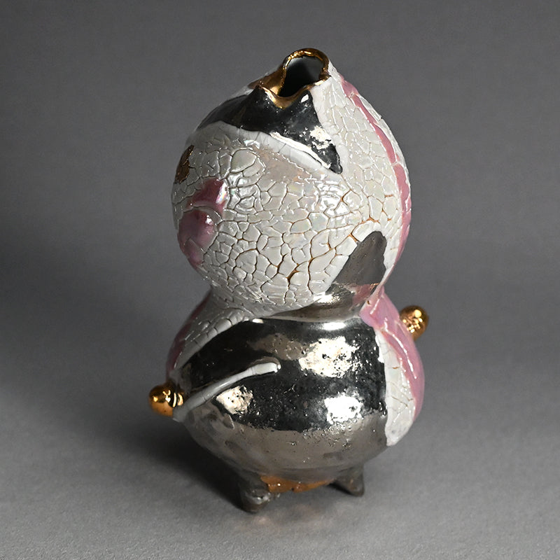 Joyful Contemporary Ceramic Flower Vase ー市川 透 “花器 悦”