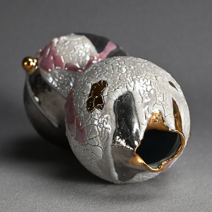 Joyful Contemporary Ceramic Flower Vase ー市川 透 “花器 悦”