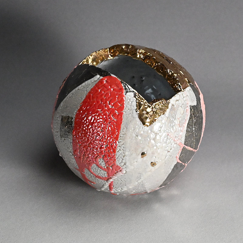 Vessel of Elegance ー市川 透 “花器 雅”