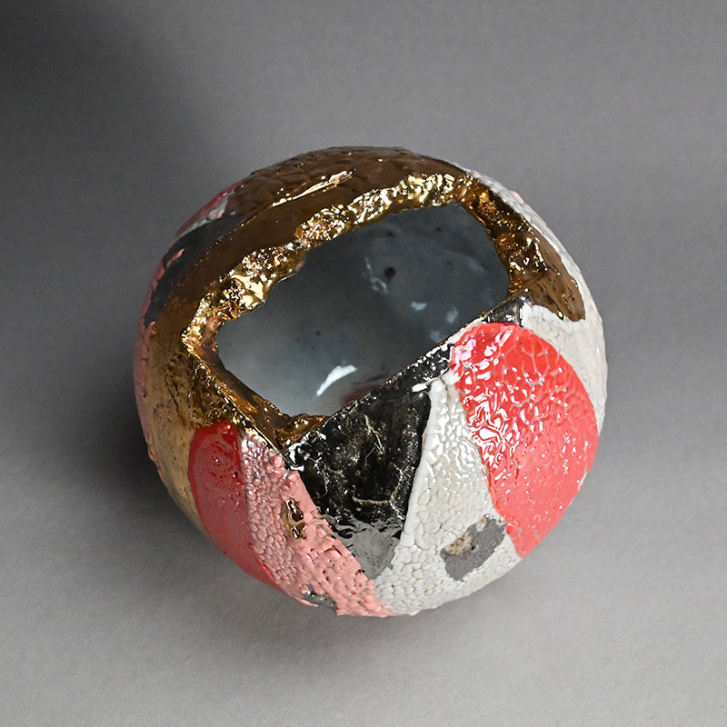 Vessel of Elegance ー市川 透 “花器 雅”