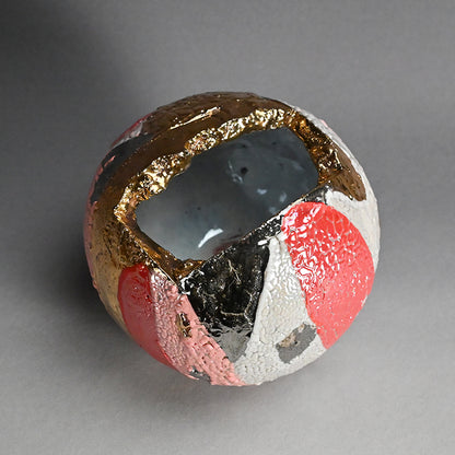 Vessel of Elegance ー市川 透 “花器 雅”