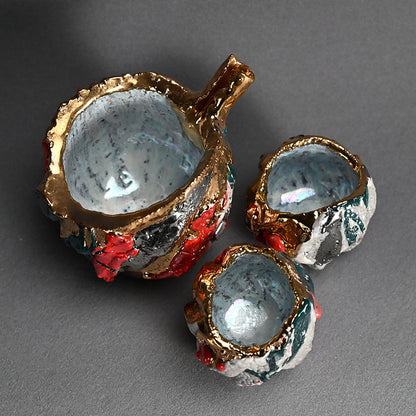 Outlandish Boxed Sake Set, 2 Guinomi & Katakuchi ー市川 透 “晴礼讃歌 酒器片口３点セット”