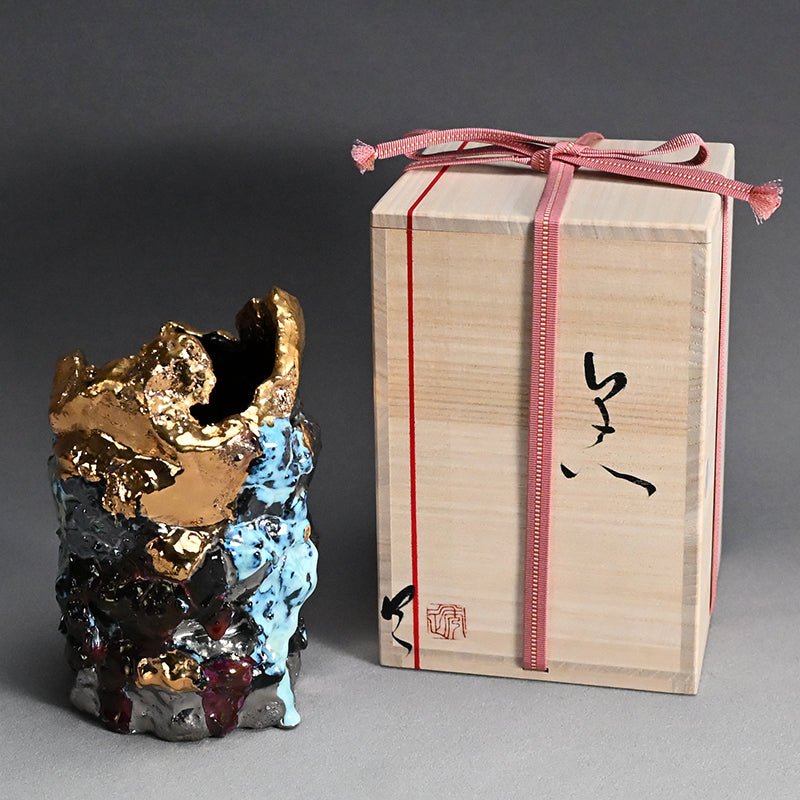 Vase Black Butterfly ー市川 透 “花器 黒蝶”