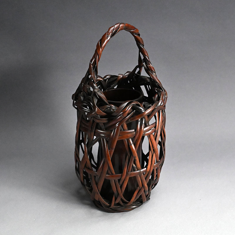 Bamboo Basket ー初代 田辺 竹雲斎 "金明竹瓶形花盛"