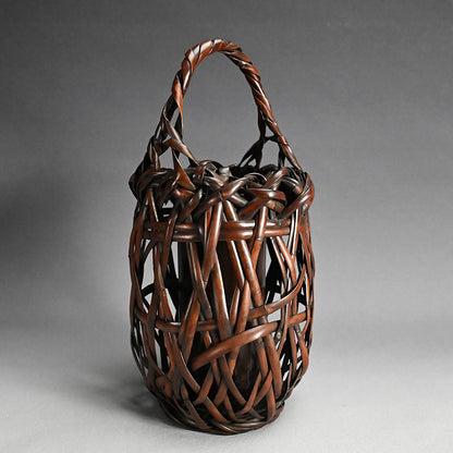 Bamboo Basket ー初代 田辺 竹雲斎 "金明竹瓶形花盛"