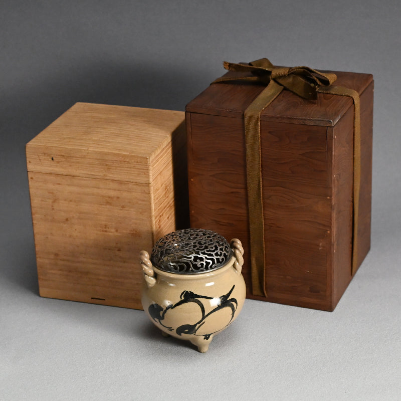 Asahi Yaki Koro with Silver Lid Decorated ー竹内 栖鳳