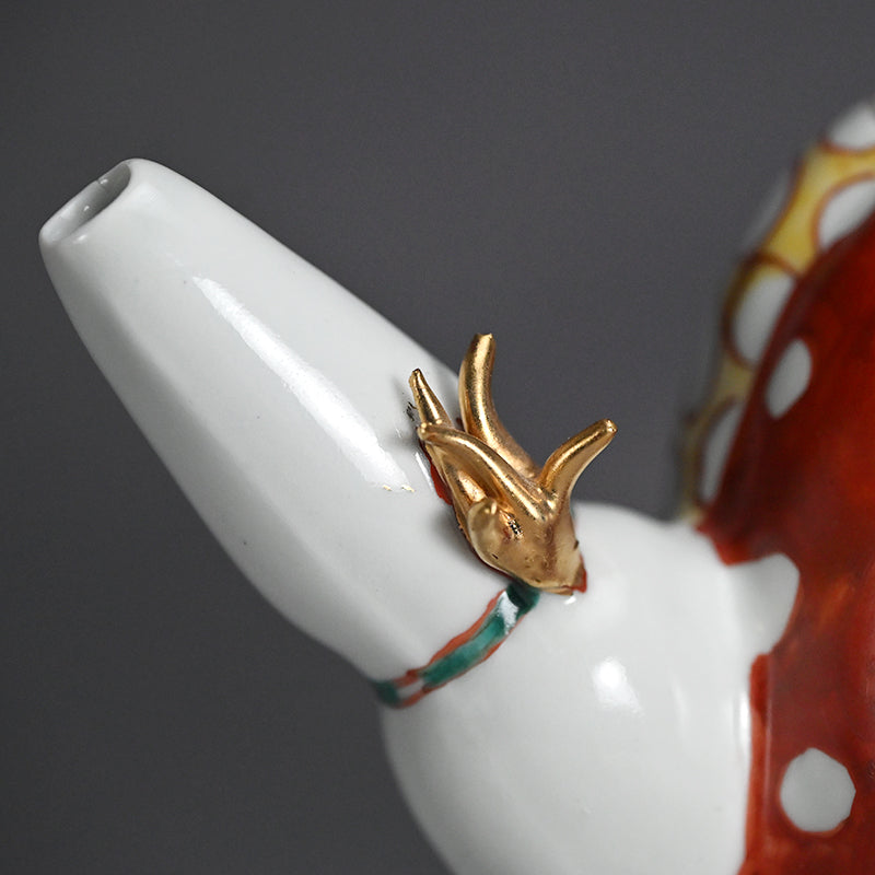 Playful Tea Pot ー松田 百合子 “HASU 水瓶”