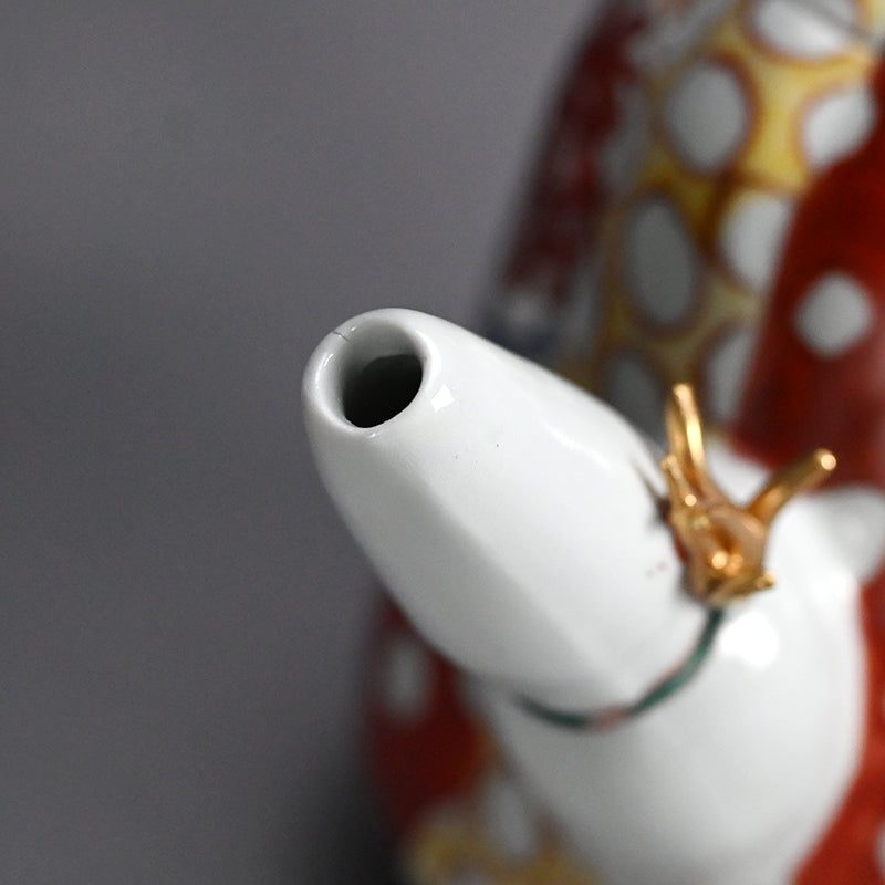 Playful Tea Pot ー松田 百合子 “HASU 水瓶”