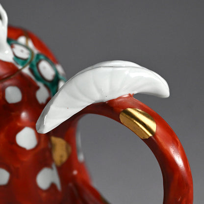 Playful Tea Pot ー松田 百合子 “HASU 水瓶”