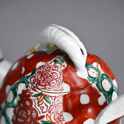 Playful Tea Pot ー松田 百合子 “HASU 水瓶”