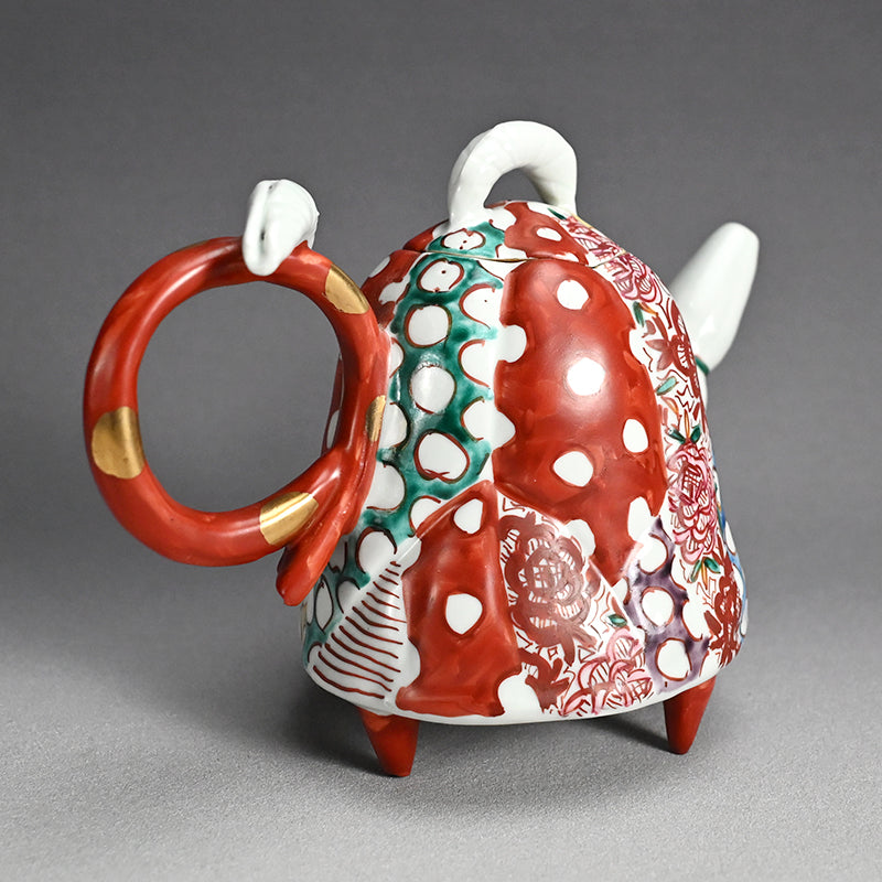 Playful Tea Pot ー松田 百合子 “HASU 水瓶”