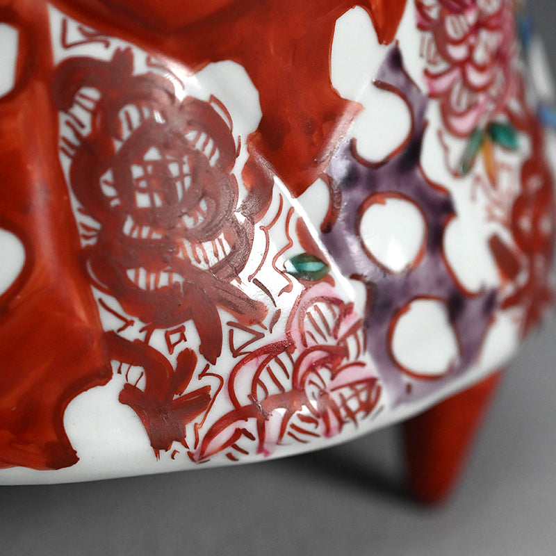 Playful Tea Pot ー松田 百合子 “HASU 水瓶”