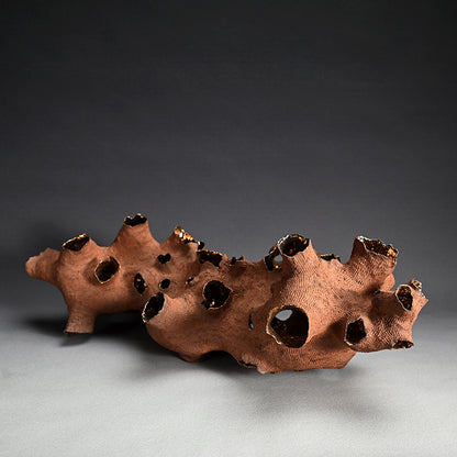 Young Female Artist Gold Glazed Ceramic Sculpture ー向井 奈生子 “土の皮Ⅳ”