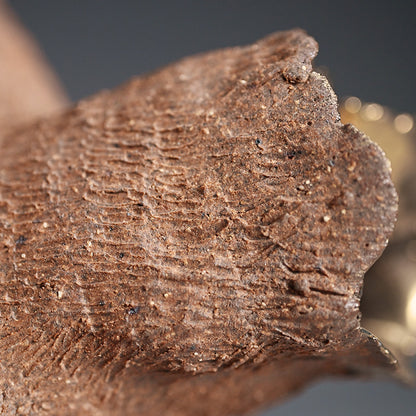 Young Female Artist Gold Glazed Ceramic Sculpture ー向井 奈生子 “土の皮Ⅳ”