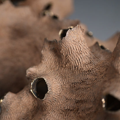 Young Female Artist Gold Glazed Ceramic Sculpture ー向井 奈生子 “土の皮Ⅳ”