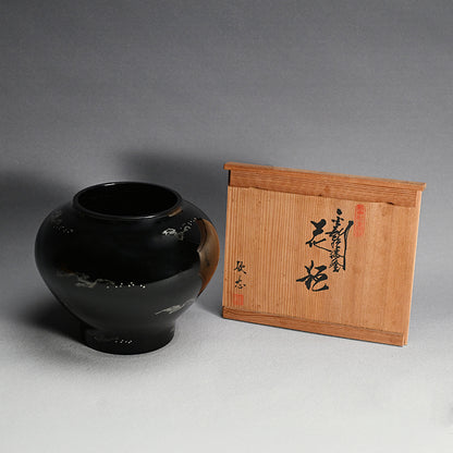 Kongo Ishime-nuri Black Lacquer Vase ー鳥羽 硬忍 "金剛乾漆塗 花瓶"