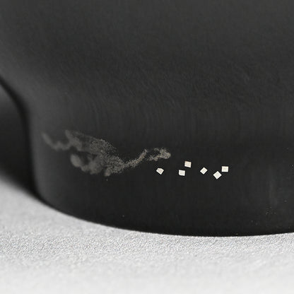 Kongo Ishime-nuri Black Lacquer Vase ー鳥羽 硬忍 "金剛乾漆塗 花瓶"