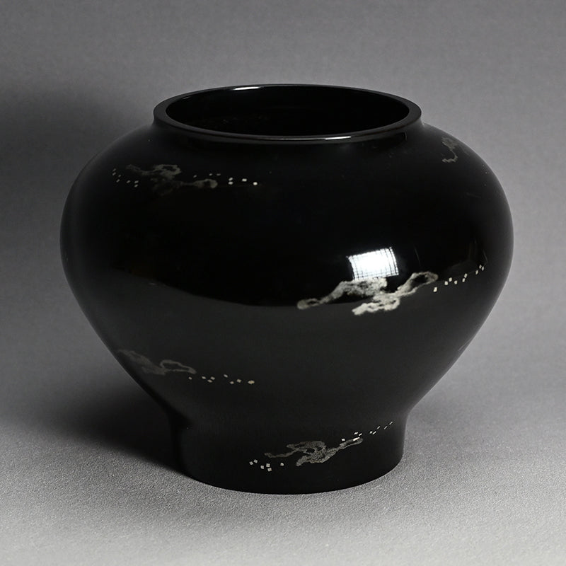 Kongo Ishime-nuri Black Lacquer Vase ー鳥羽 硬忍 "金剛乾漆塗 花瓶"