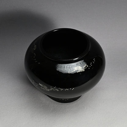 Kongo Ishime-nuri Black Lacquer Vase ー鳥羽 硬忍 "金剛乾漆塗 花瓶"