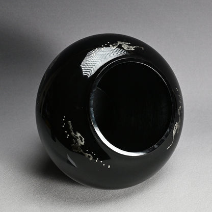 Kongo Ishime-nuri Black Lacquer Vase ー鳥羽 硬忍 "金剛乾漆塗 花瓶"