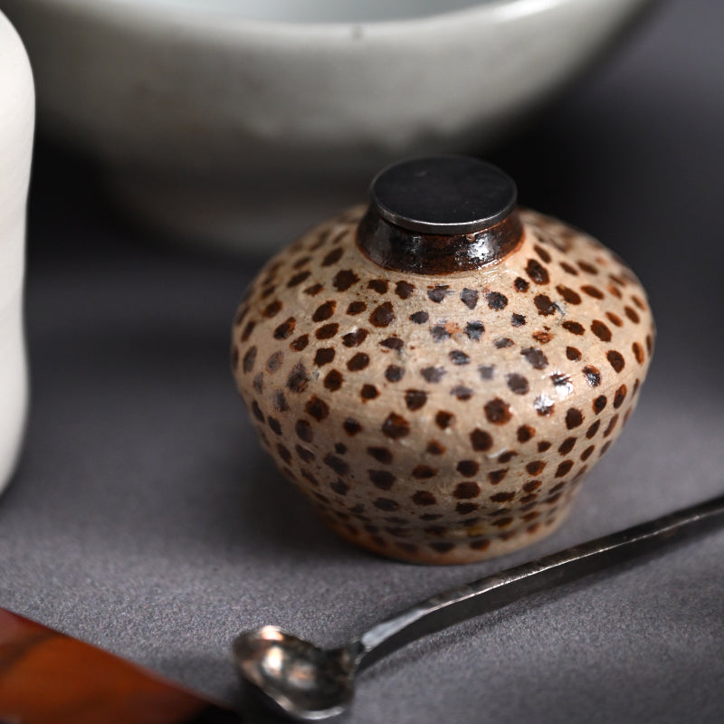 Boxed Maccha Tea Set & Scroll ー内田 鋼一 “花”