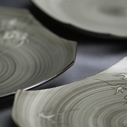 Unkaku-mon Plate Set ー十三代 横石 臥牛 “現川雲龍文 隅切皿”
