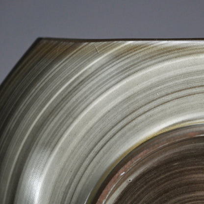 Unkaku-mon Plate Set ー十三代 横石 臥牛 “現川雲龍文 隅切皿”