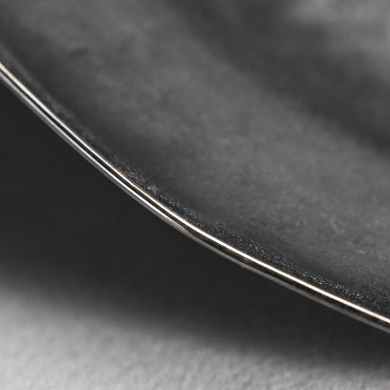 Hand Forged Iron Dish w/ Silver Rim ー高木 治良兵衛 "銀縁鐵青海盂"