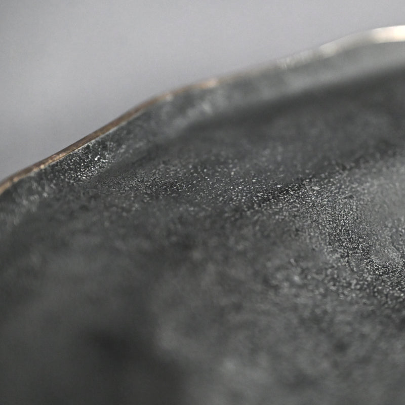Hand Forged Iron Dish w/ Silver Rim ー高木 治良兵衛 "銀縁鐵青海盂"