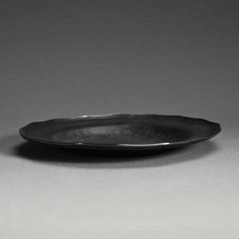 Hand Forged Iron Dish w/ Silver Rim ー高木 治良兵衛 "銀縁鐵青海盂"