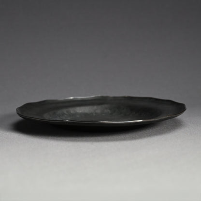 Hand Forged Iron Dish w/ Silver Rim ー高木 治良兵衛 "銀縁鐵青海盂"
