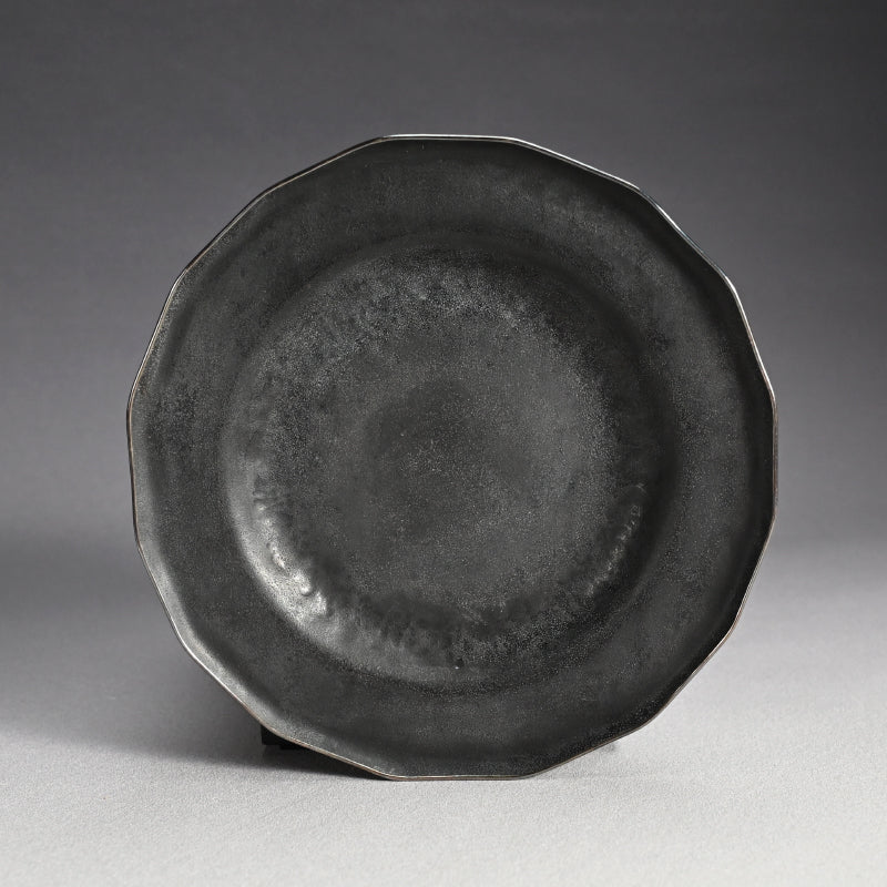 Hand Forged Iron Dish w/ Silver Rim ー高木 治良兵衛 "銀縁鐵青海盂"