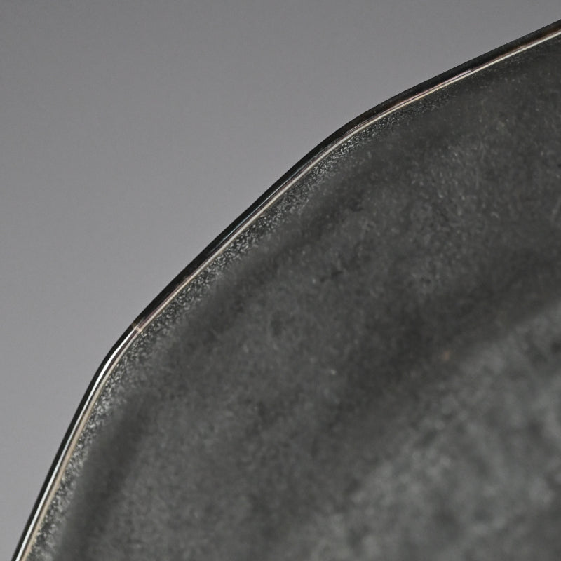 Hand Forged Iron Dish w/ Silver Rim ー高木 治良兵衛 "銀縁鐵青海盂"