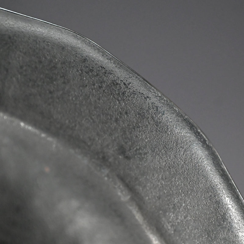 Hand Forged Iron Dish w/ Silver Rim ー高木 治良兵衛 "銀縁鐵青海盂"