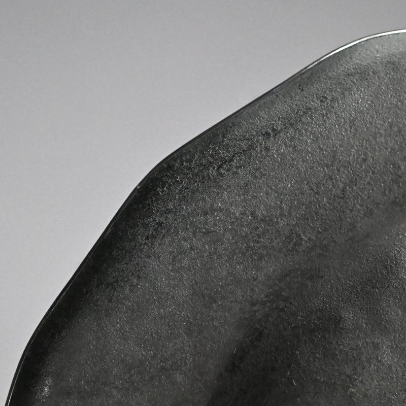 Hand Forged Iron Dish w/ Silver Rim ー高木 治良兵衛 "銀縁鐵青海盂"