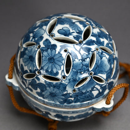 Ceramic Hanging Koro ー三浦 竹泉 "陶製香炉 鍋島鉢"