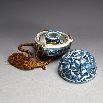 Ceramic Hanging Koro ー三浦 竹泉 "陶製香炉 鍋島鉢"
