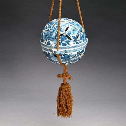 Ceramic Hanging Koro ー三浦 竹泉 "陶製香炉 鍋島鉢"